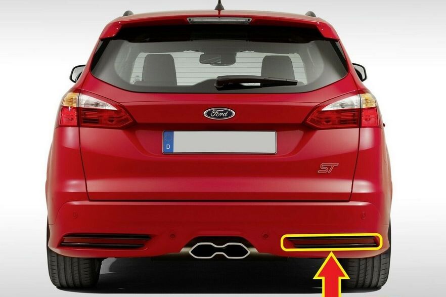 NEW GENUINE FORD FOCUS ST ESTATE 2012- REAR BUMPER LOWER REFLECTOR RIGHT O/S 1803910 - Image 3