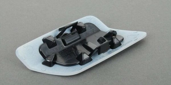 BMW  E92 E93 LCI FRONT BUMPER RIGHT HEADLIGHT WASHER COVER USA WITHOUT SPRINGS 61677253396 - Image 3