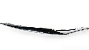 NEW OEM MERCEDES BENZ MB CLA W117  FRONT BUMPER LOWER LIP CHROME TRIM RIGHT A1178855100