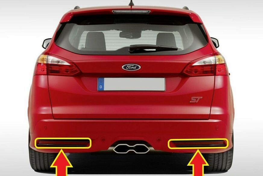 NEW GENUINE FORD FOCUS ST ESTATE 12- REAR BUMPER LOWER REFLECTOR LEFT RIGHT SET - Image 3