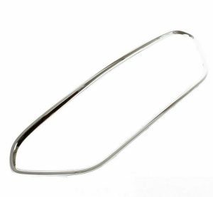 NEW GENUINE FORD FOCUS 08-11 FRONT BUMPER CENTER LOWER GRILLE SURROUND TRIM 1528578