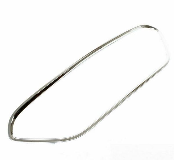 NEW GENUINE FORD FOCUS 08-11 FRONT BUMPER CENTER LOWER GRILLE SURROUND TRIM 1528578