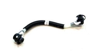 NEW GENUINE MERCEDES BENZ M CLASS CDI FUEL LINE HOSE A6110703832