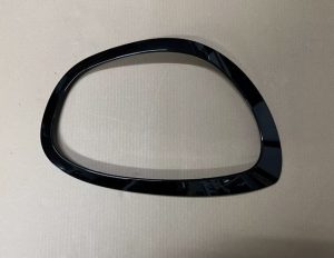 GENUINE MINI COUNTRYMAN F60 JCW FRONT HEADLIGHT PIANO BLACK SURROUND RIGHT 51712414988