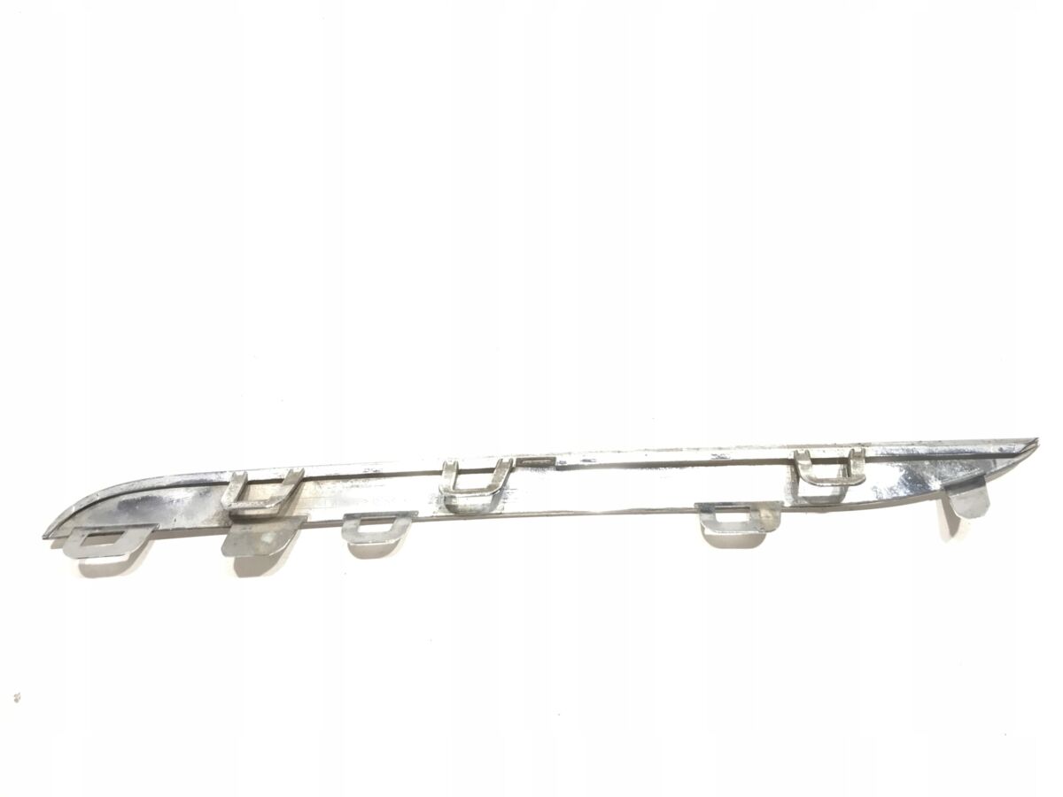 NEW GENUINE Moulding For Grille Right For MERCEDES C W205 A2058880073 - Image 2