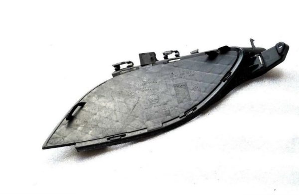 NEW GENUINE MERCEDES BENZ A W176 FRONT BUMPER FOG LIGHT COVER GRILL LEFT N/S A1768850322 - Image 2