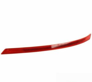 NEW GENUINE FORD FOCUS ST ESTATE 2012- REAR BUMPER LOWER REFLECTOR LEFT N/S 1803911