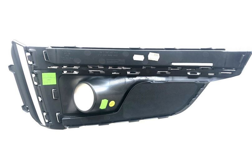 NEW GENUINE AUDI S5 2017-2018 FRONT BUMPER O/S RIGHT FOG GRILL 8W6807682L RU6 - Image 4
