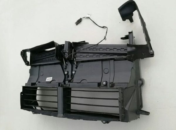 NEW GENUINE BMW 2 SERIES F45 F46 M SPORT FRONT AIR DUCT SLAM PANEL WITH FLAP 51748058553
