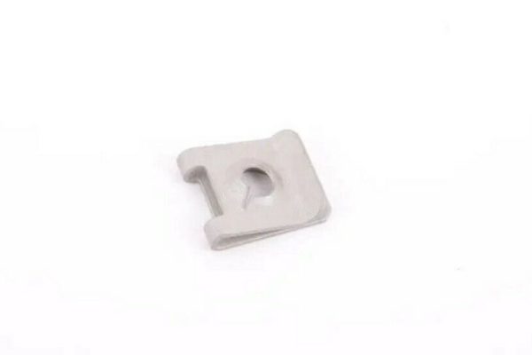 NEW GENUINE MERCEDES BENZ  bumper cover lock nut A0039949145