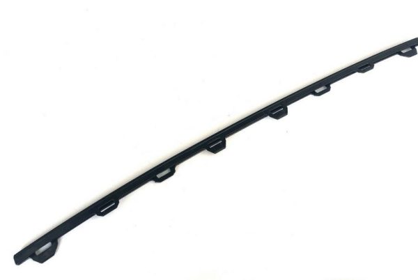 NEW GENUINE VW POLO GTI 15-17 FRONT BUMPER LOWER CENTER GRILL UPPER TRIM BLACK 6C0853101F9B9 - Image 3