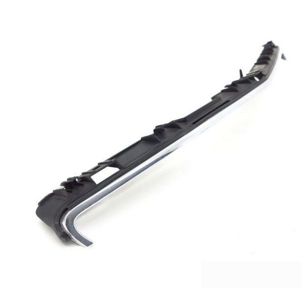 NEW GENUINE MERCEDES E COUPE W207 FRONT RADIATOR GRILL UPPER TRIM A2078800583 - Image 3