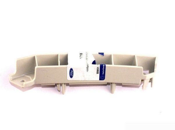 NEW GENUINE FORD FOCUS 11-15 FRONT BUMPER MOUNTING BRACKET RIGHT O/S 1718730 - Image 3