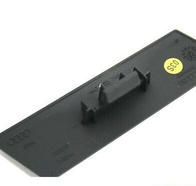 NEW GENUINE AUDI Q7 SQ7 FRONT BUMPER GRILL SQ7 LETTERING BADGE EMBLEM 4M0853748 - Image 3