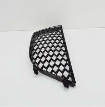 NEW GENUINE AUDI RS4 B8 O/S RIGHT FRONT LOWER GRILL GLOSS BLACK 8K0807682R T94 - Image 3