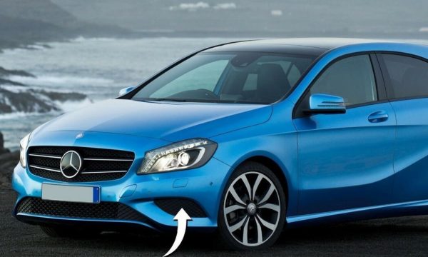 NEW GENUINE MERCEDES BENZ A W176 FRONT BUMPER FOG LIGHT COVER GRILL LEFT N/S A1768850322 - Image 3