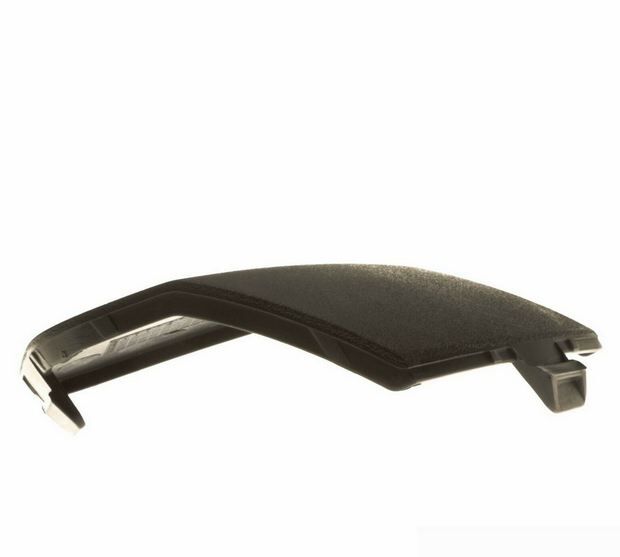 NEW GENUINE FORD FIESTA 08-12 FRONT BUMPER GREY TOW HOOK EYE COVER CAP 1532222 - Image 4