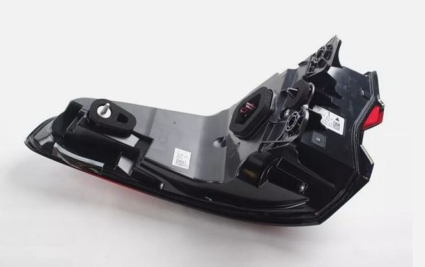 NEW GENUINE BMW 5 G30 Rear Left LED Taillight 63218493811 - Image 4