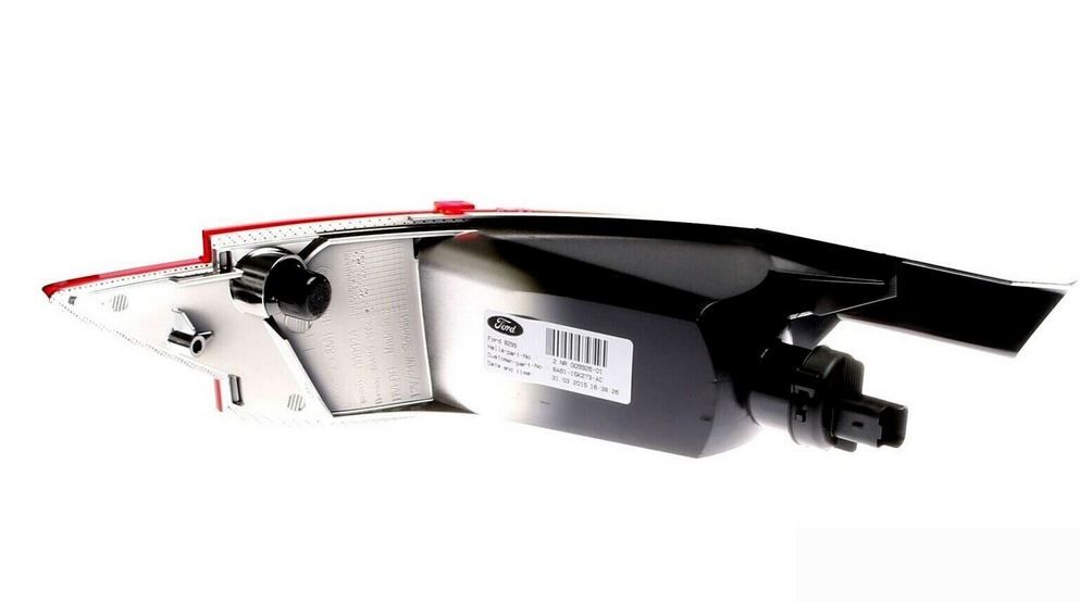 NEW GENUINE FORD FIESTA 08-17 C-MAX 10-17 REAR LOWER FOG LIGHT LEFT N/S LHD 2168298 - Image 4