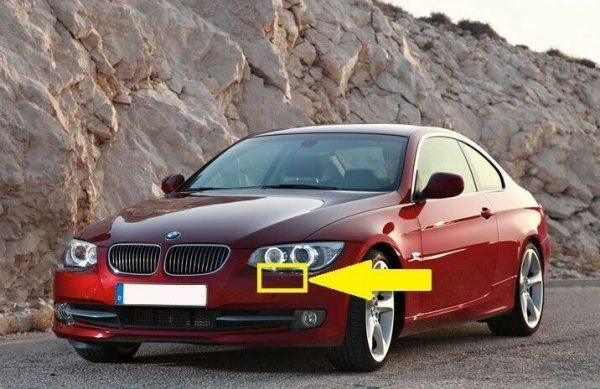 BMW  E92 E93 LCI FRONT BUMPER RIGHT HEADLIGHT WASHER COVER USA WITHOUT SPRINGS 61677253396 - Image 4