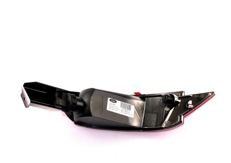 NEW GENUINE FORD FIESTA 08-17 C-MAX 10-17 REAR LOWER FOG LIGHT RIGHT O/S RHD 1681882 - Image 4