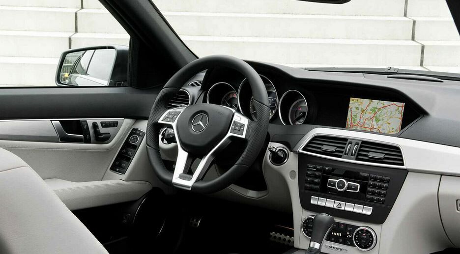 NEW GENUINE MERCEDES BENZ W204 (12-15) C-CLASS SILVER STEERING WHEEL COVER TRIM A09946400139107 - Image 4