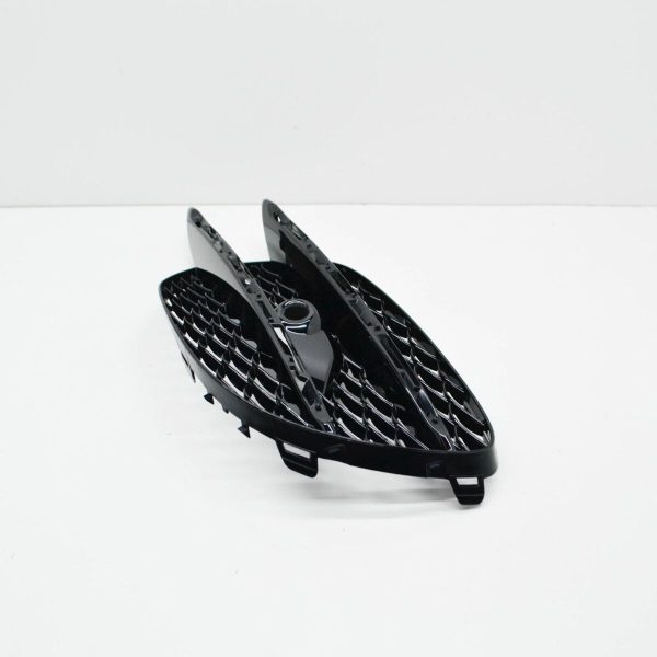NEW GENUINE MERCEDES BENZ S CLASS W222 FRONT BUMPER GRILL RIGHT O/S A2228857300 - Image 4