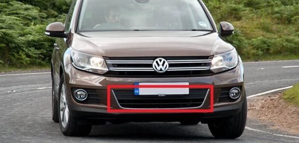 NEW GENUINE VW TIGUAN 12-16 FRONT CENTER LOWER GRILL BLACK CHROME 5N0853671B 82V - Image 3
