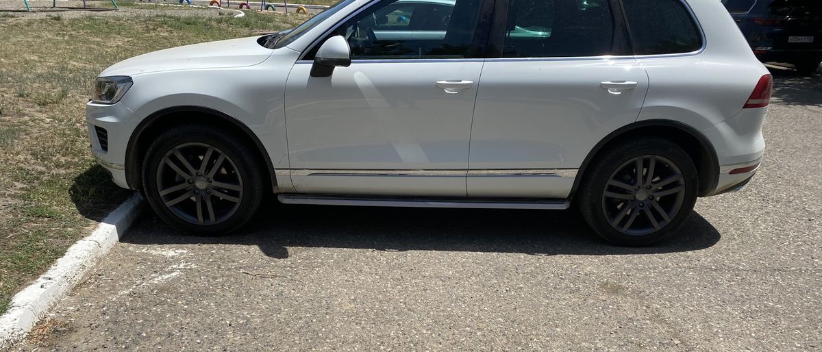 Running Boards / Side Steps / Step bars for VW Touareg 7L MK1 02-10 - Image 4