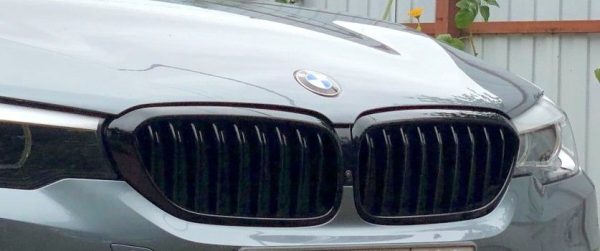 NEW GENUINE BMW G30 G31 M PERFORMANCE BLACK GLOSS KIDNEYS GRILLS PAIR SET - Image 3