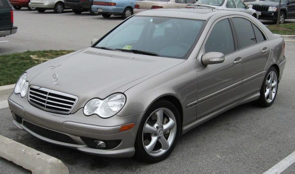 C32 ANG Sport style Sideskirts For Mercedes W203 00-04 - Image 3