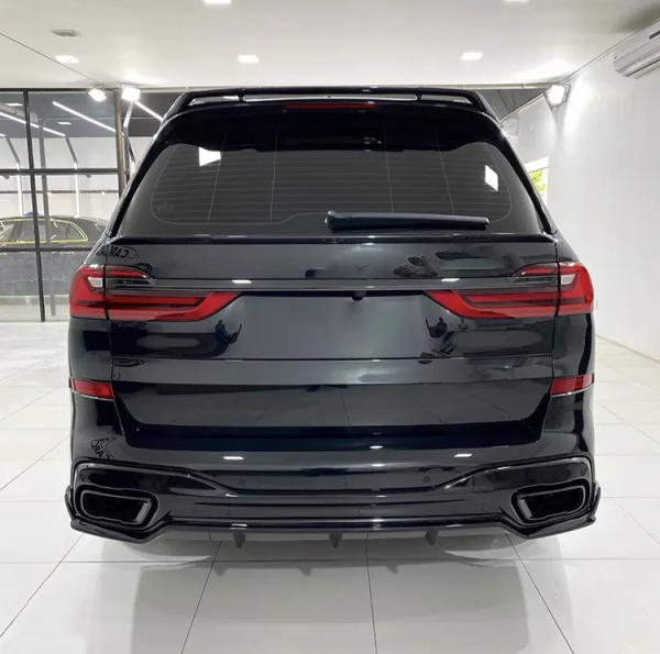 Carbon Look Aero Body Kit Black Knight Design For BMW X7 G07 M-Sport - Image 14